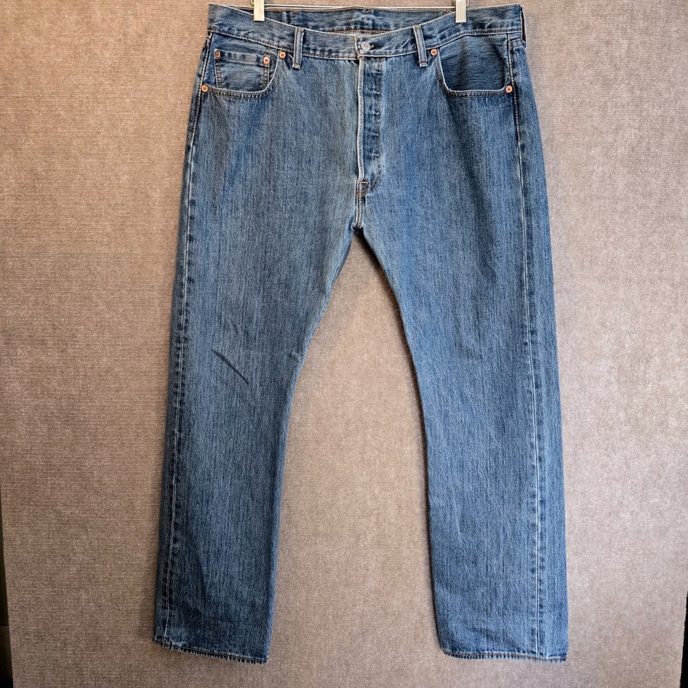 Levis 501 Mens Jeans 40x32 Medium Wash Blue Original Fit Button Fly Denim